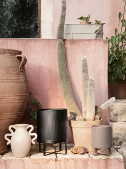 ferm LIVING Outdoor Pots|Plant Pots<Bau Pot - Large - Black