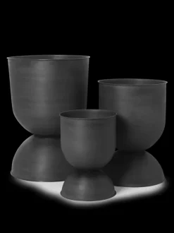 ferm LIVING Outdoor Pots|Plant Pots<Hourglass Pot - Small - Black