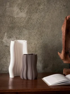 ferm LIVING Vases<Moire Vase - Small - Anthracite