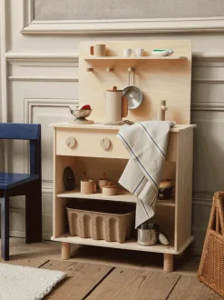 ferm LIVING Furniture|Toys<Toro Play Kitchen - Natural